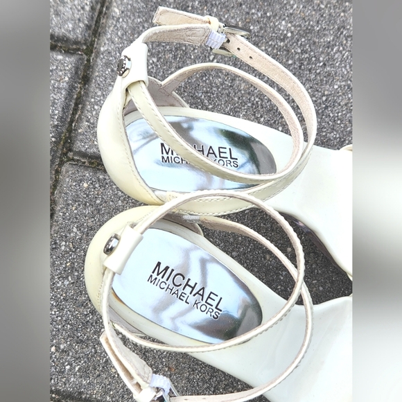 Michael Michael Kors Maribella White Clear Platform Ankle Strap Sandals 7.5 - Picture 8 of 10